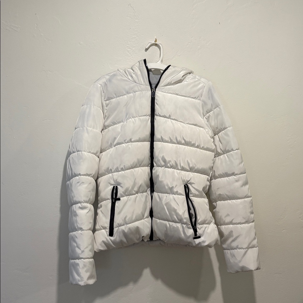 Zara White Puffer Jacket with Black Trim